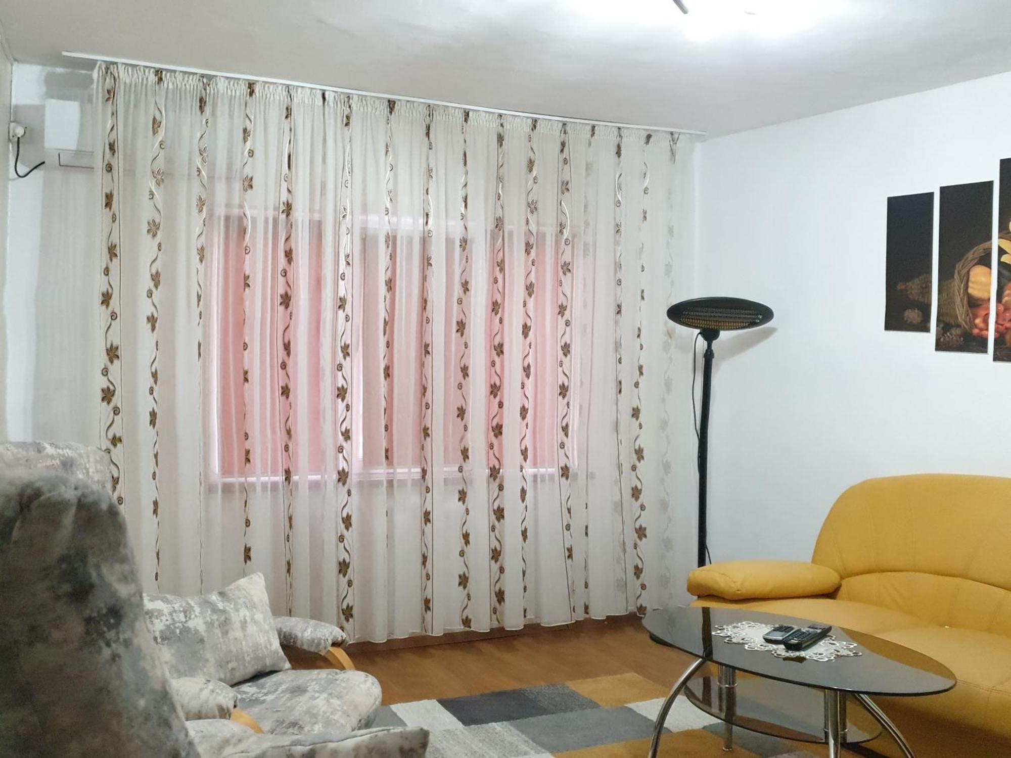 Elena Apartment Orsova Ngoại thất bức ảnh